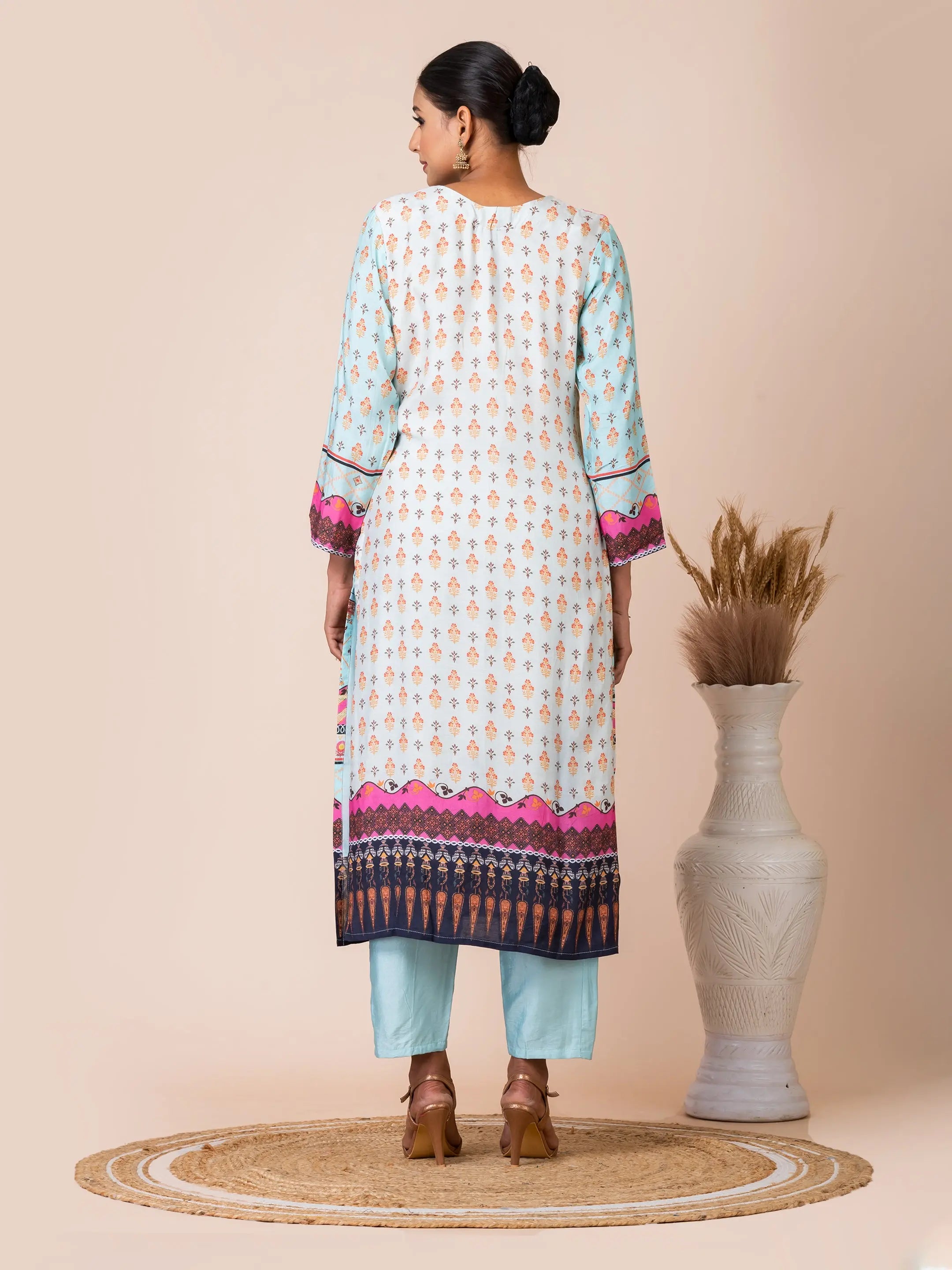 Colourful Pakistani Print Kurta Set with Handwork Detailing Sarso