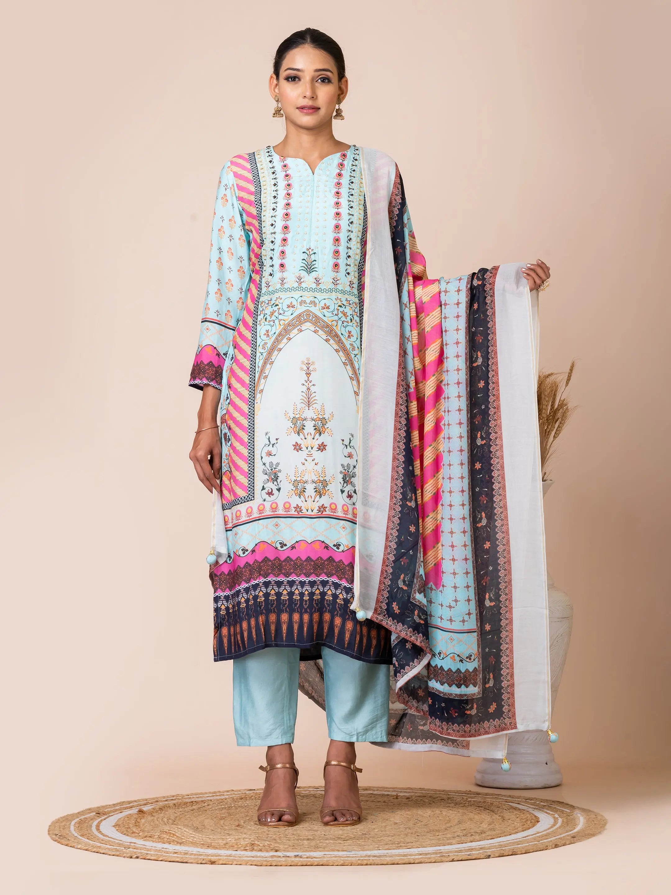 Colourful Pakistani Print Kurta Set with Handwork Detailing Sarso