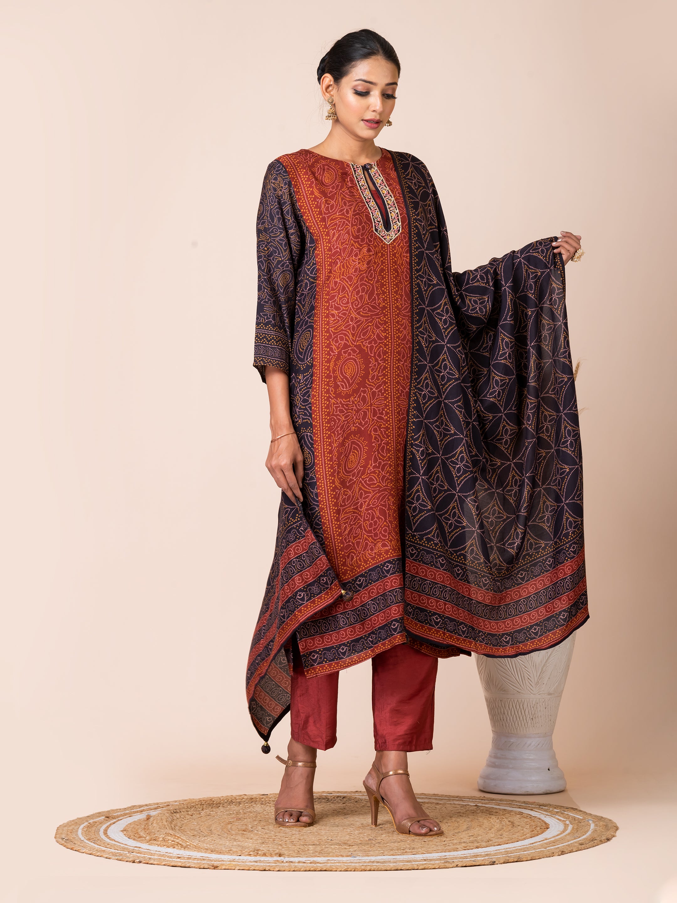 Luxurious Maroon and Black Bandhani Print Kurta Set by Sarso Sarso