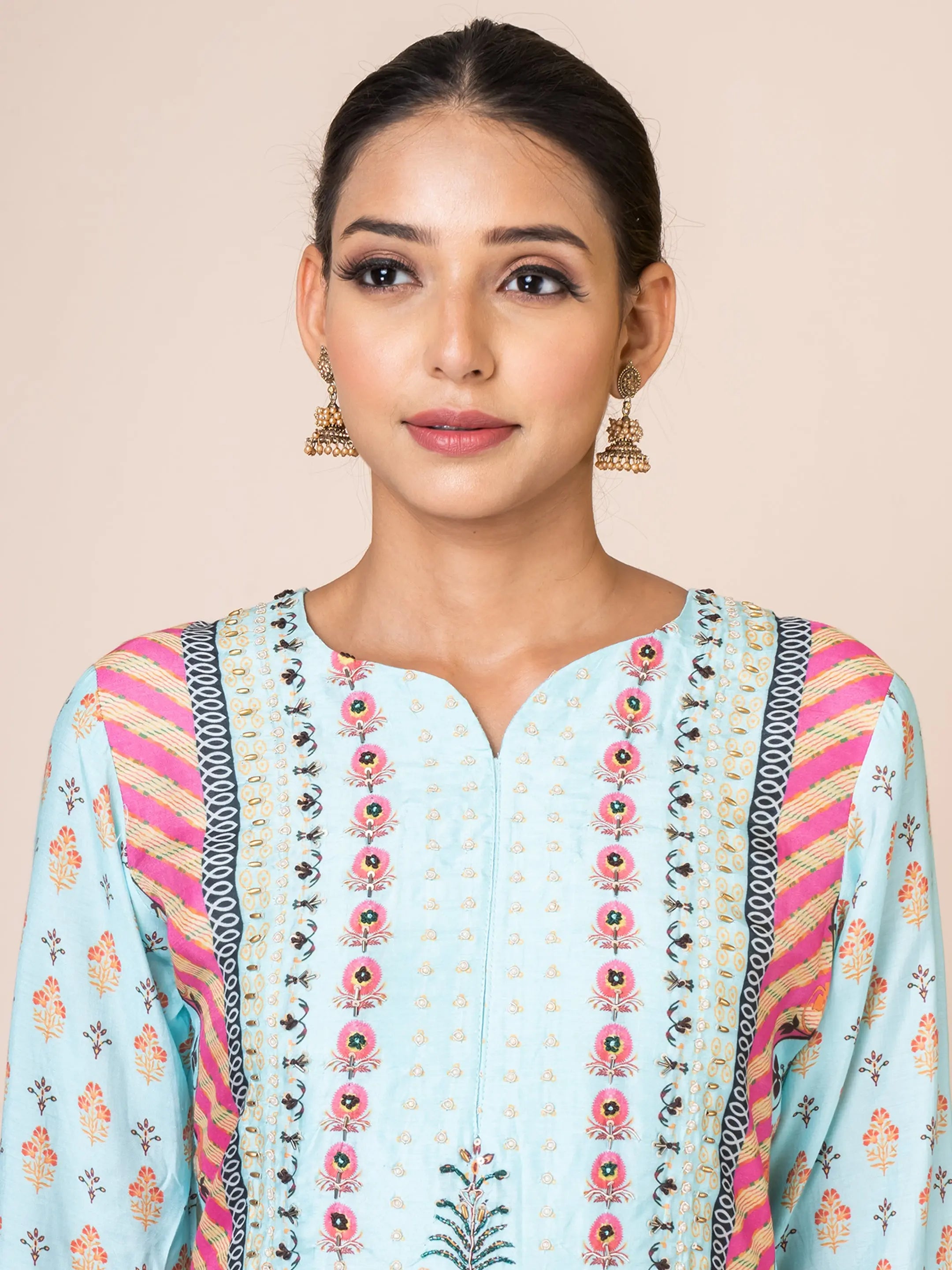 Colourful Pakistani Print Kurta Set with Handwork Detailing Sarso