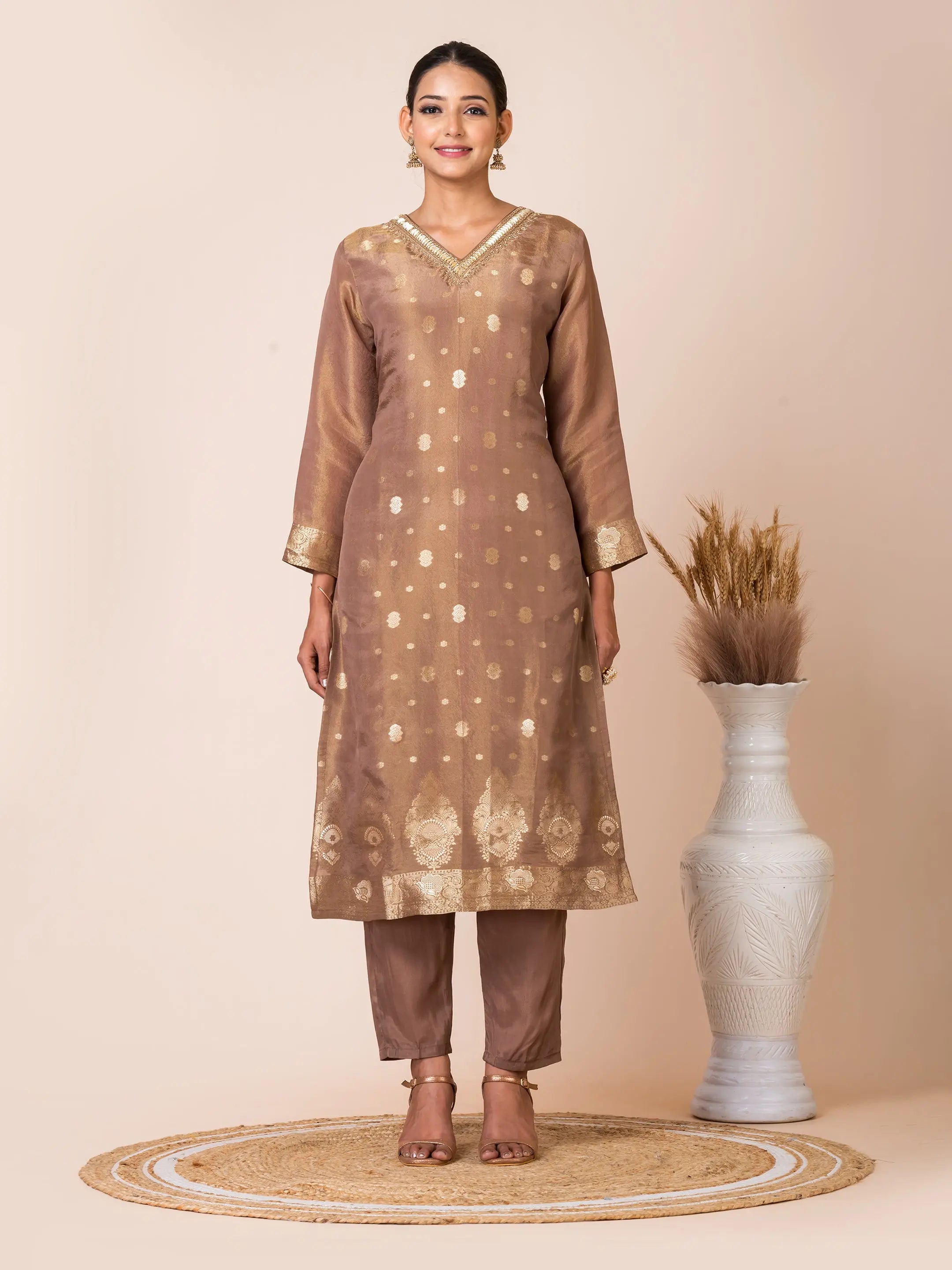 Golden Tissue Jacquard Kurta Set with Exquisite Handwork Sarso