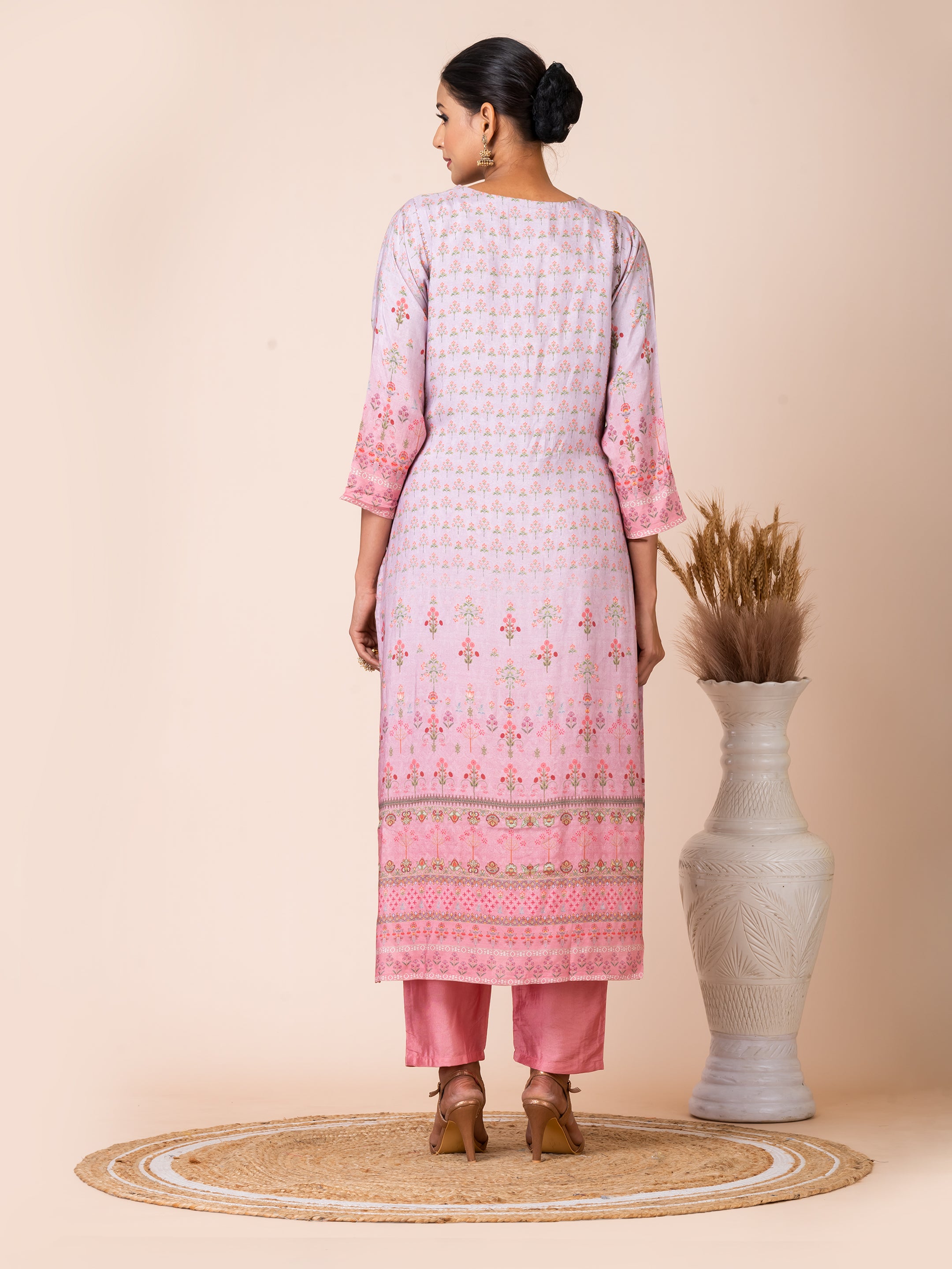 Elegant Pink Floral Kurta Set with Handwork Sarso
