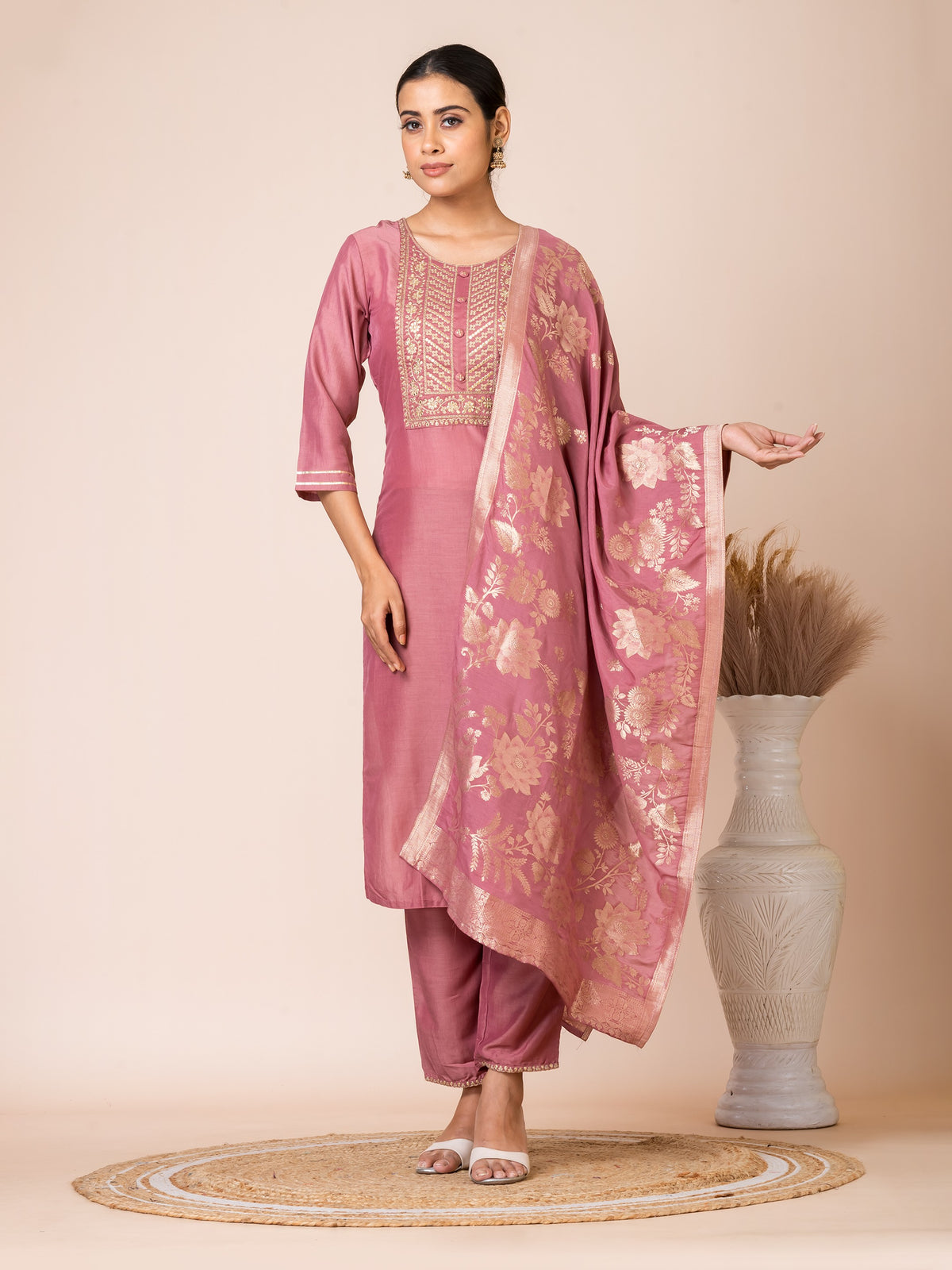 Elegant Pink Kurta Set with Embroidered Detail and Banarasi Jacquard Dupatta by Sarso Sarso